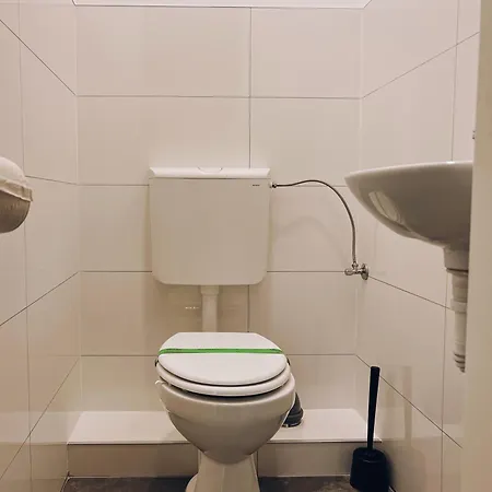 Ferienwohnung, Monteur-appartment R22 * Freiberg am Neckar